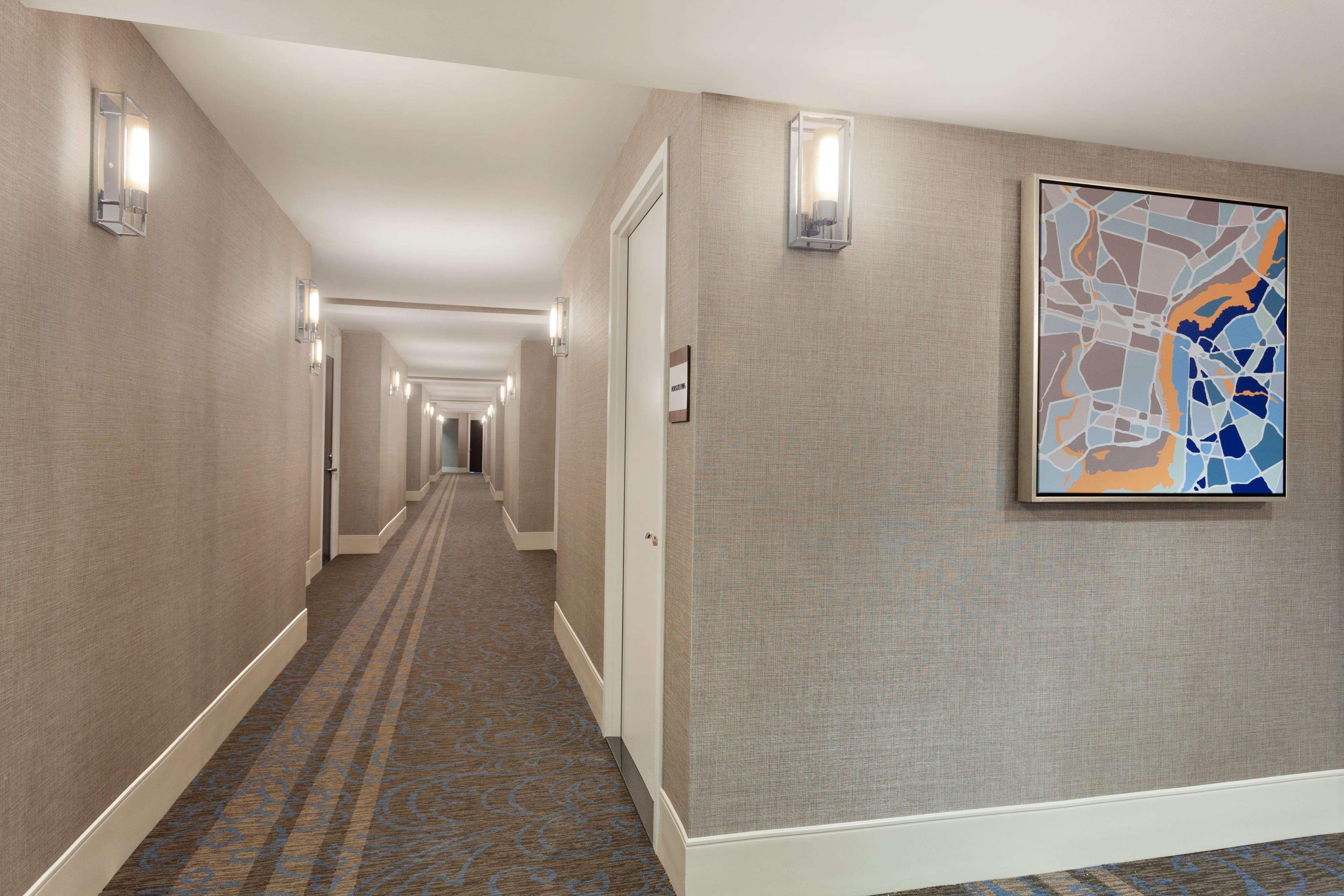 Hilton Philadelphia City Avenue Экстерьер фото