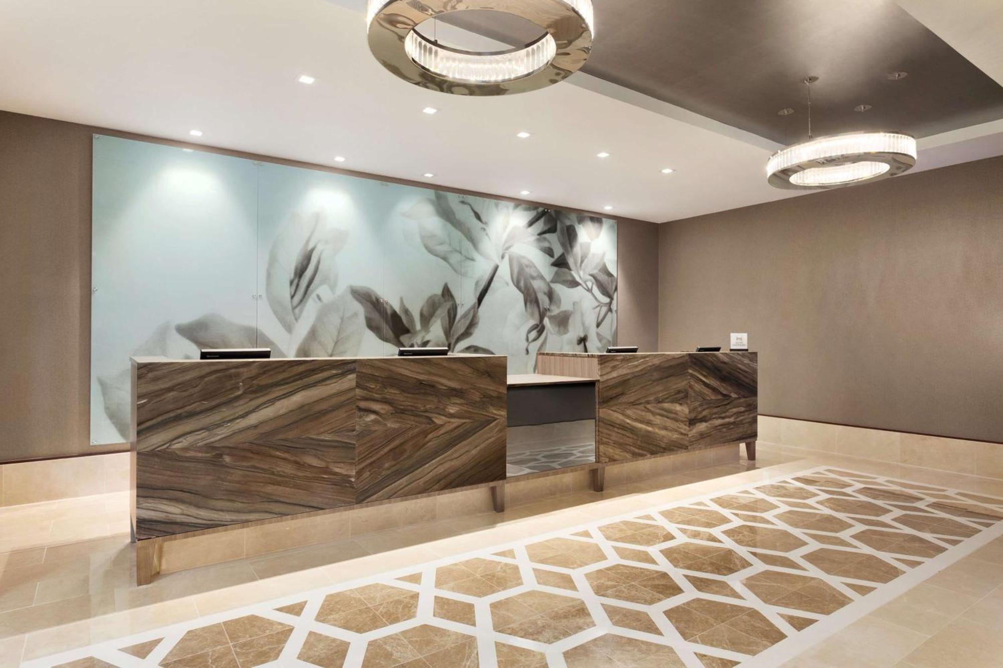 Hilton Philadelphia City Avenue Экстерьер фото