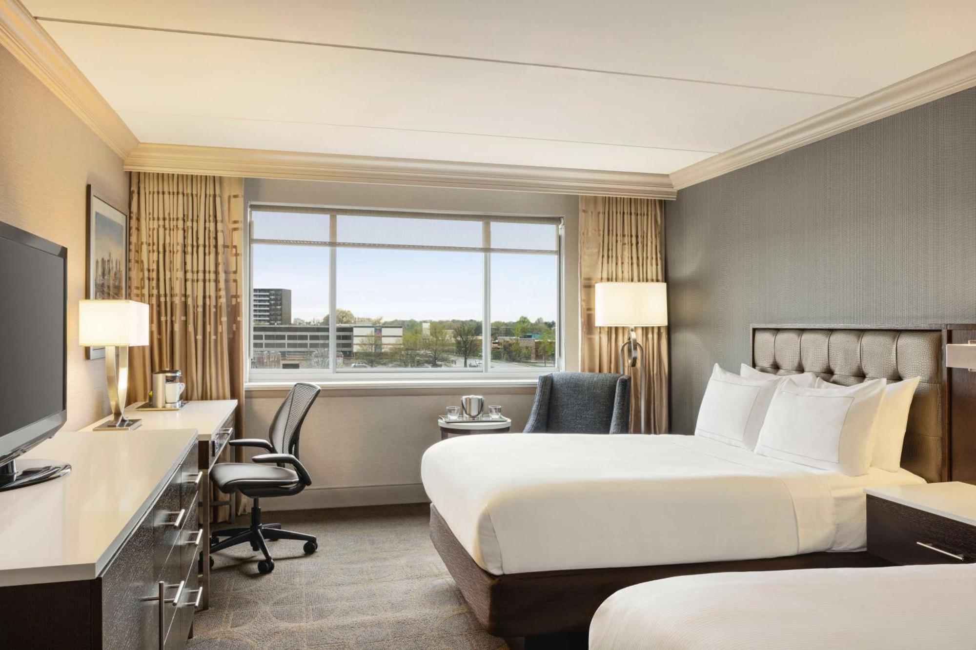 Hilton Philadelphia City Avenue Экстерьер фото